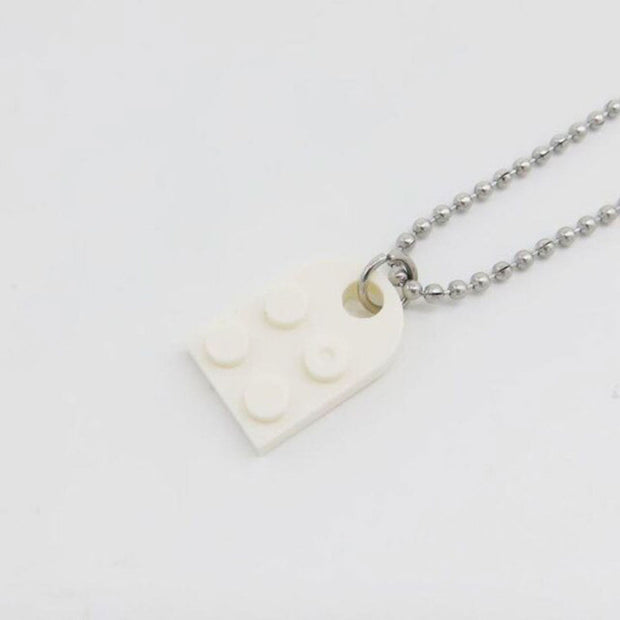 Ensemble de collier de cœur fabriqué avec des briques Lego authentiques  offertes